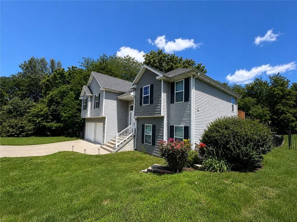 4707 Brookstone Drive — photo 3