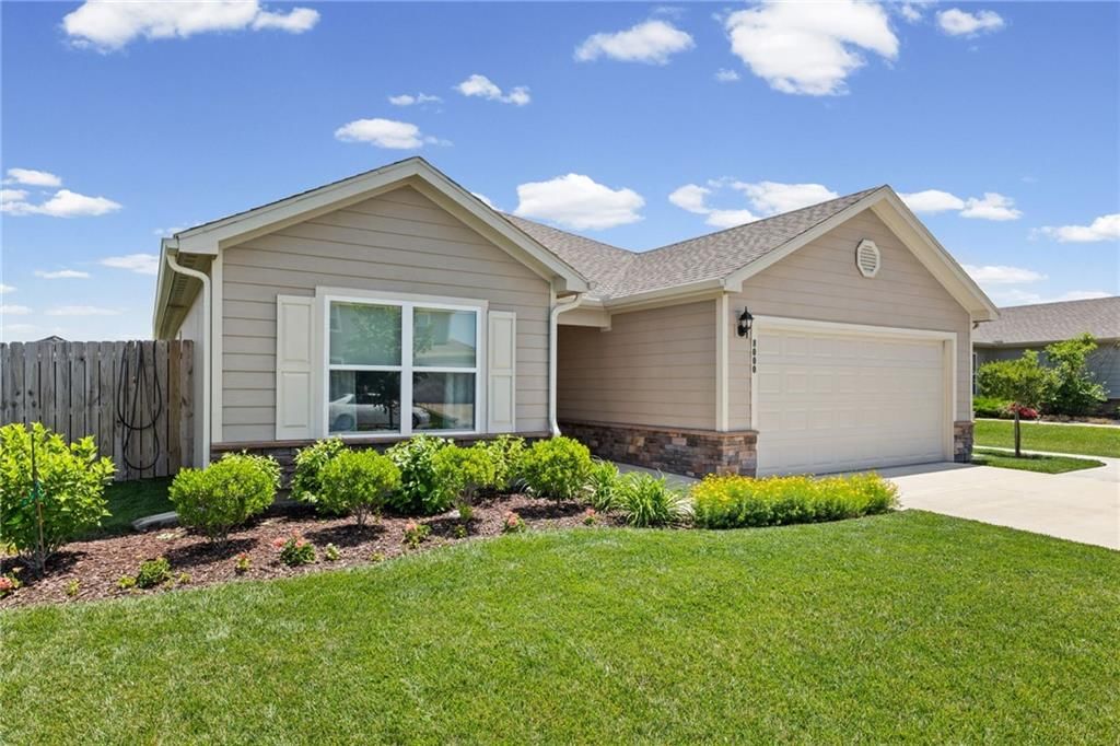 8000 SE 6th Terrace, Blue Springs