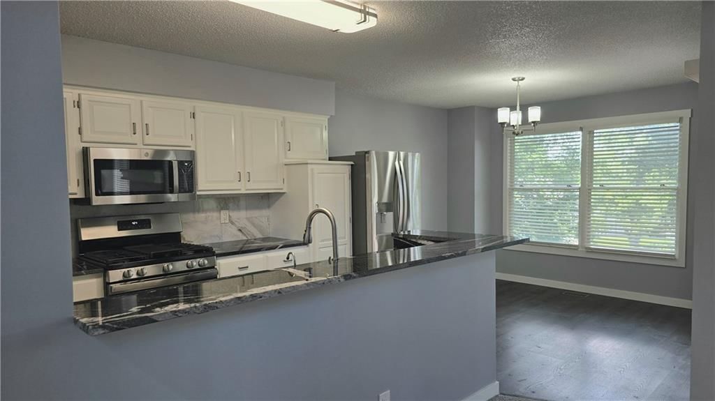 15416 Floyd Street — photo 6