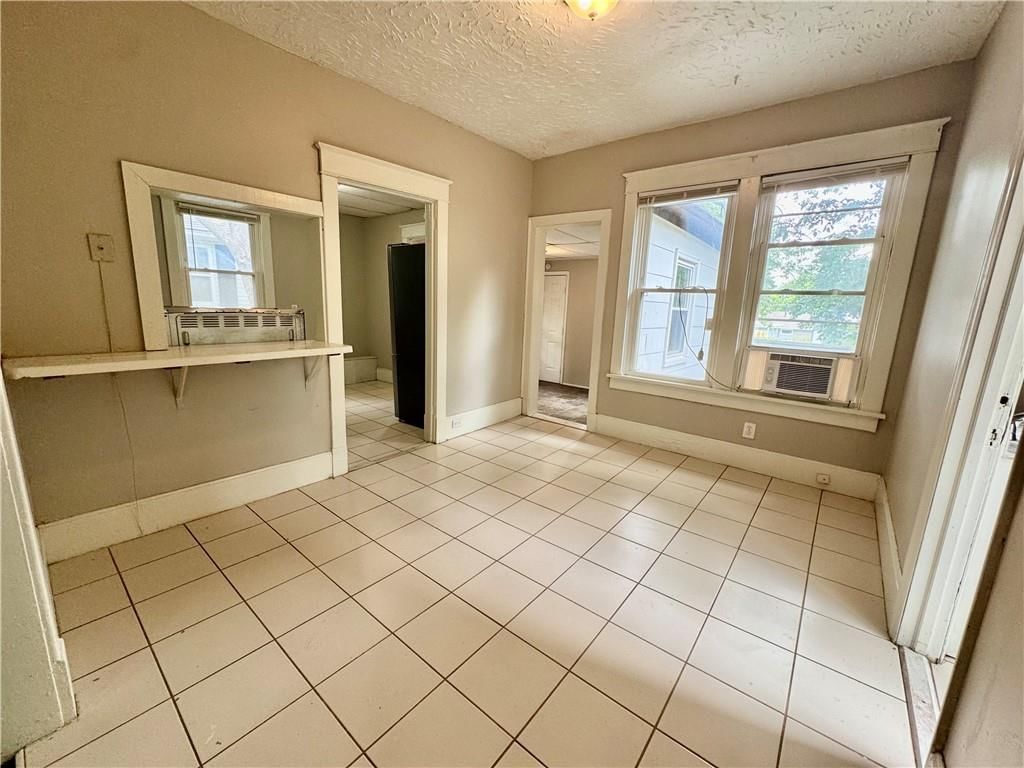 709 Rhodes Street — photo 4