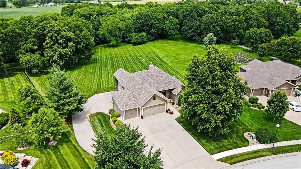 6626 NE 134th Terrace, Smithville