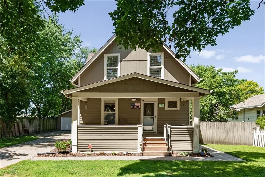 429 Main Street, Linwood