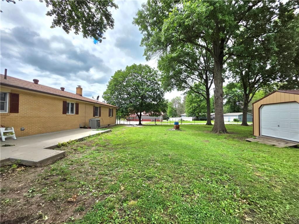 706 W Benton Street — photo 13