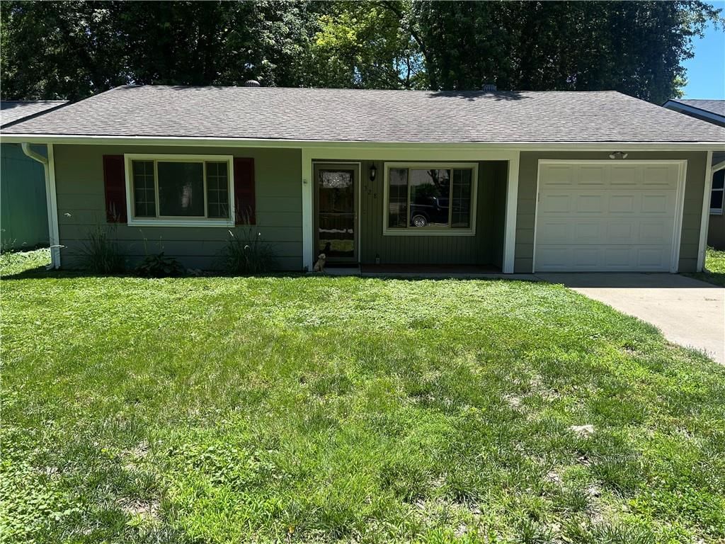 328 Lyon Street, Lawrence