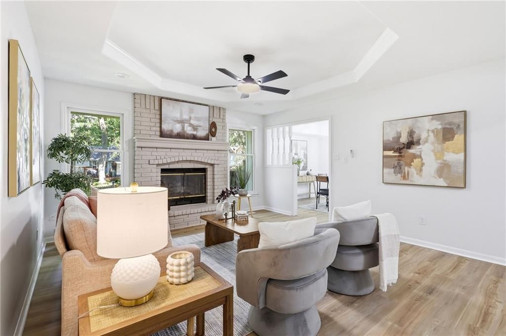 2424 NW Leann Drive — photo 4