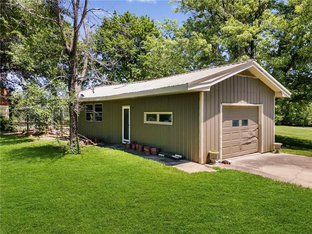 8686 SE 69 Highway — photo 54