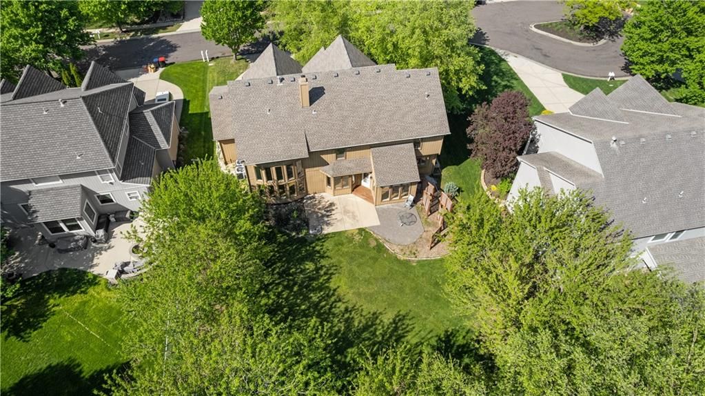 9233 W 143rd Terrace — photo 36