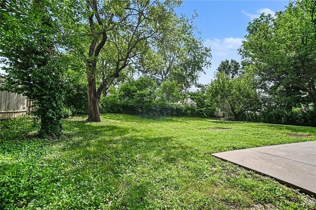 1501 Johnston Street — photo 16