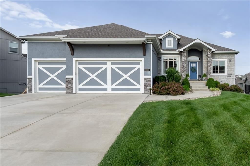 8905 N Donnelly Avenue, Kansas City