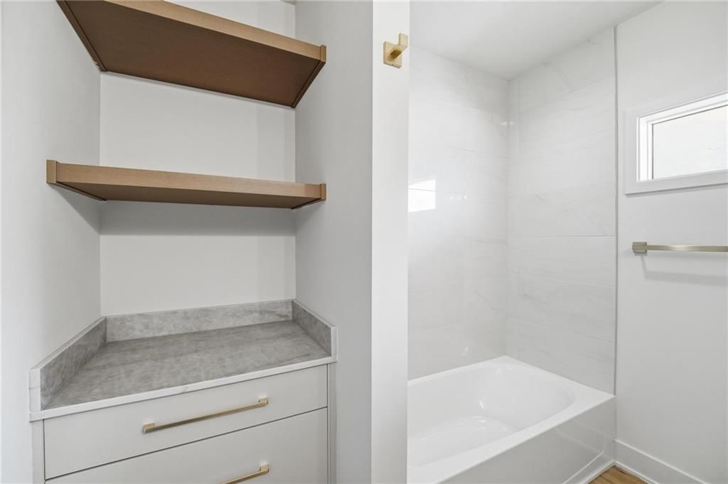 210-212 NW Orchard Court — photo 19