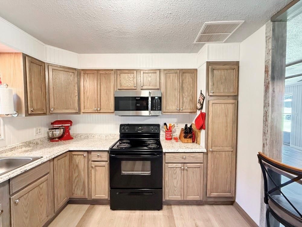 322 W Lafayette Street — photo 9