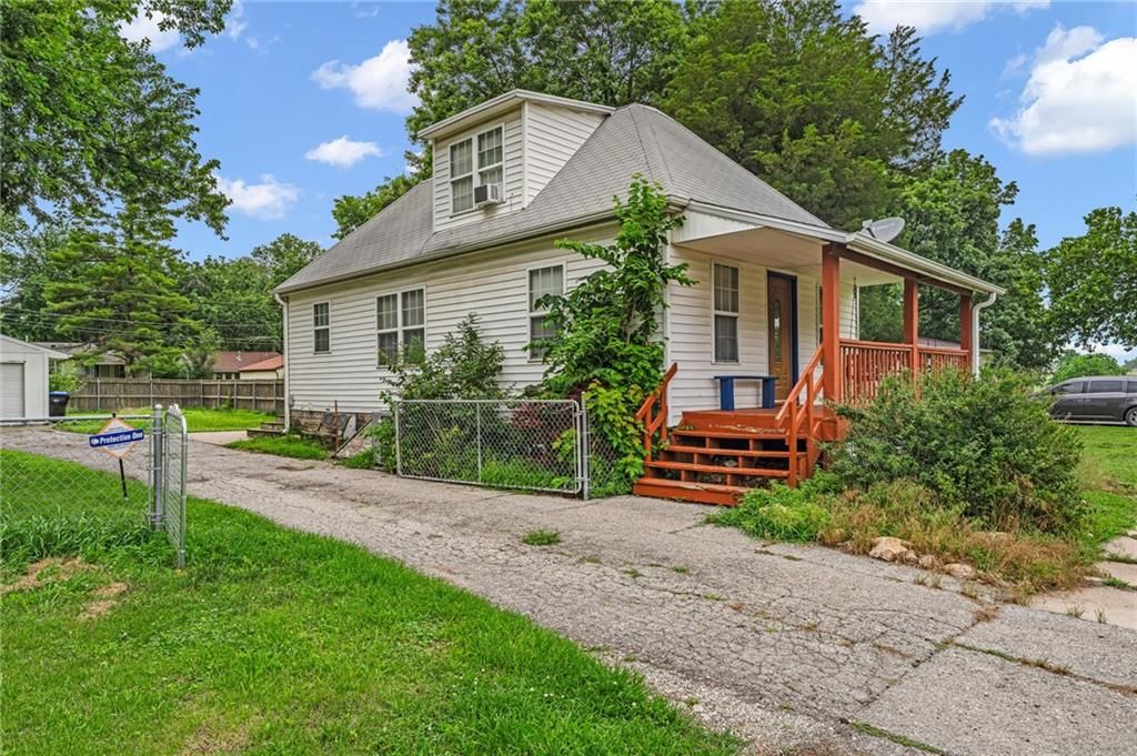 225 Roosevelt Street, Topeka