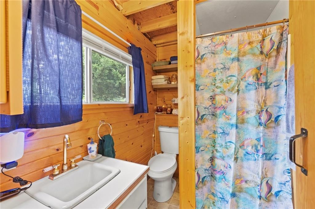 24-28 Hackberry Road — photo 14