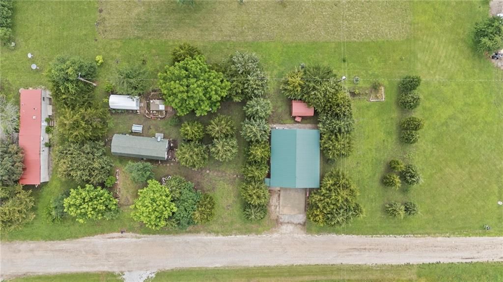 24-28 Hackberry Road — photo 33