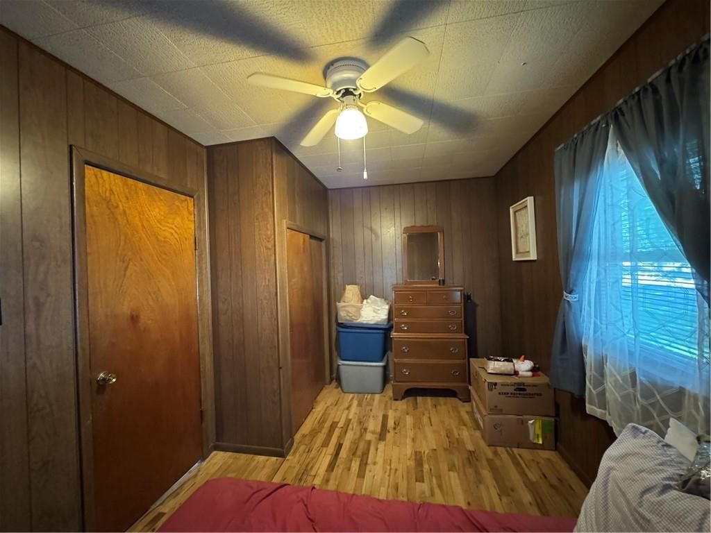 322 E 7th Street — photo 11