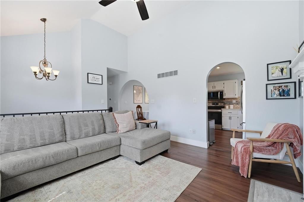 11215 N Marsh Avenue — photo 7
