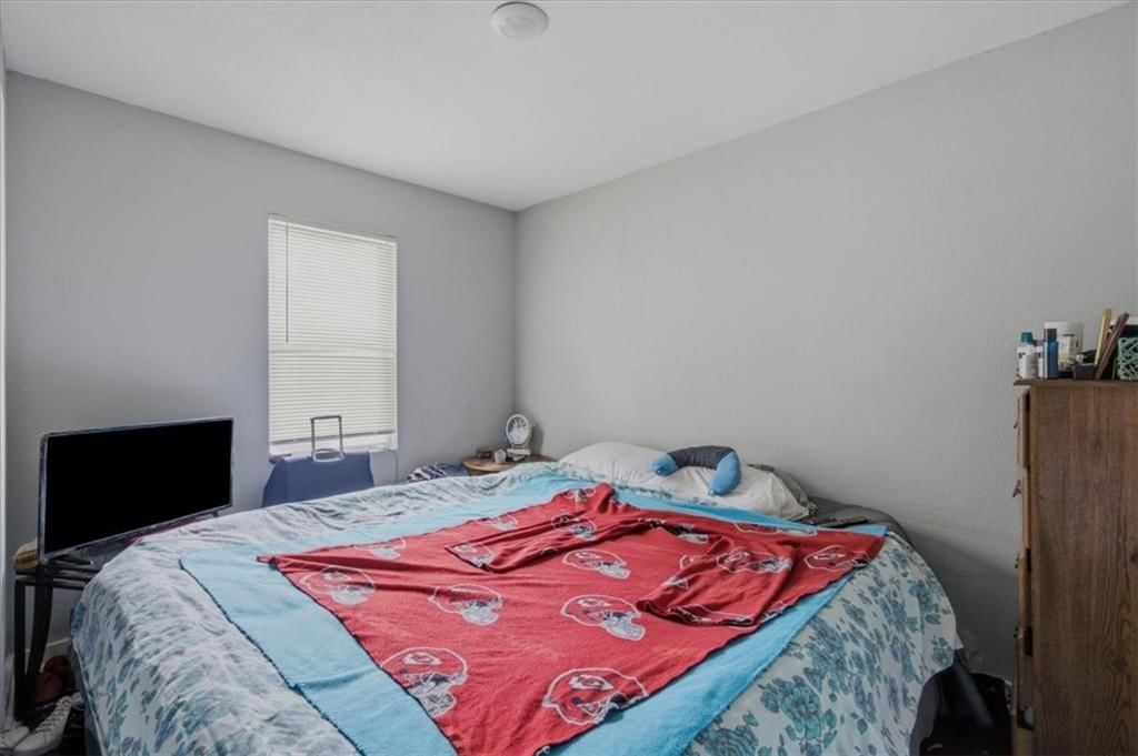 5401 E 27th Terrace — photo 11
