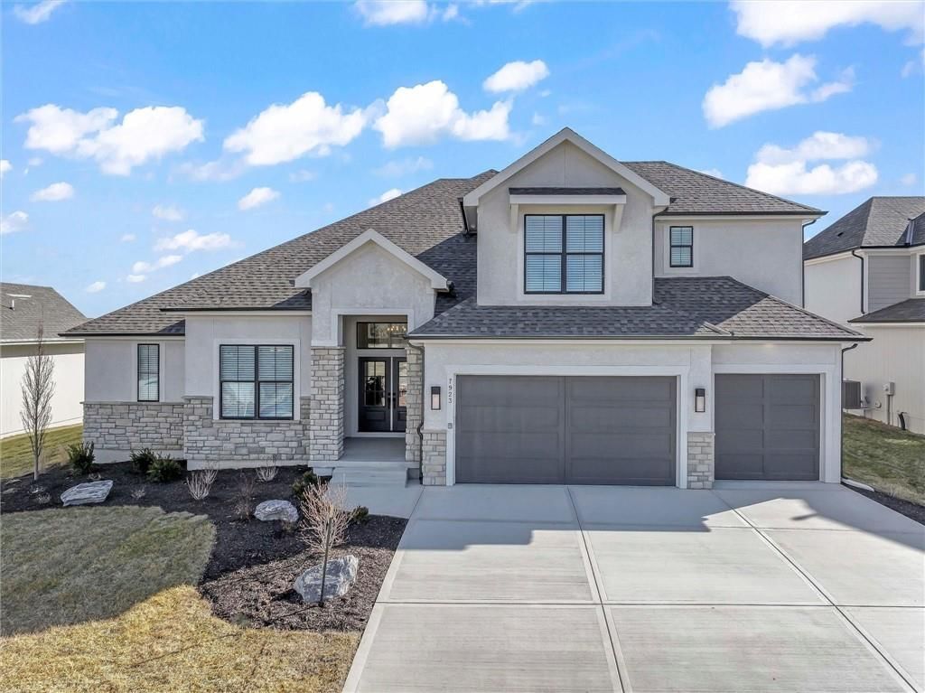 21115 W 81st Street, Shawnee, KS
