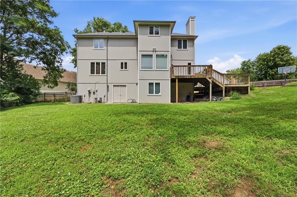 518 Edgewood Drive — photo 12