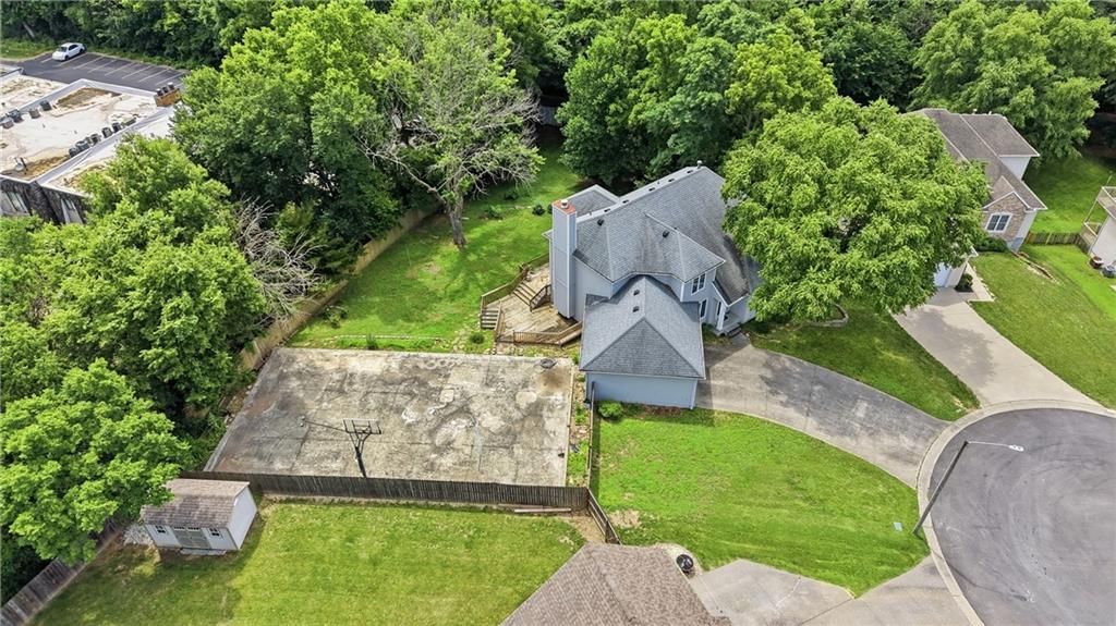 518 Edgewood Drive — photo 3