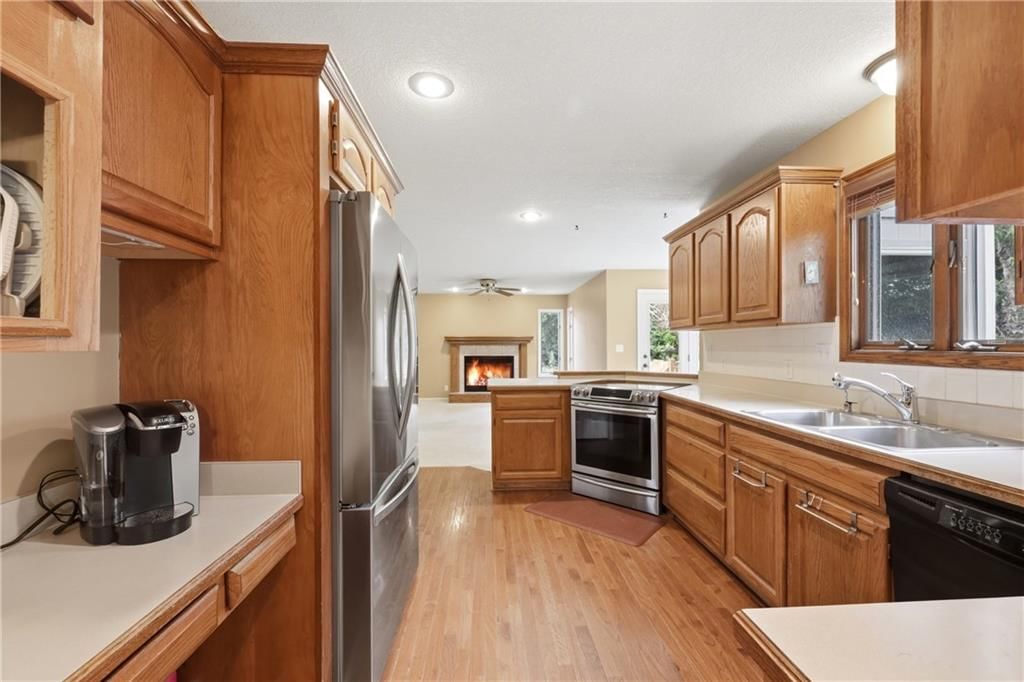 518 Edgewood Drive — photo 26