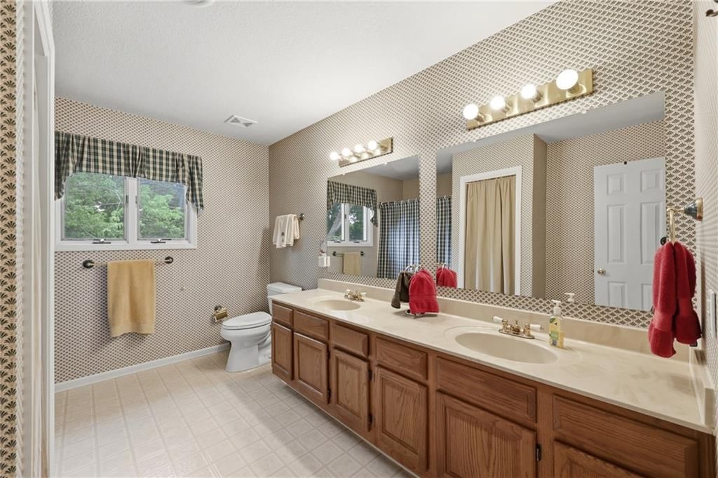 518 Edgewood Drive — photo 33