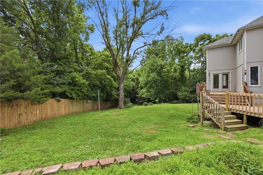 518 Edgewood Drive — photo 9