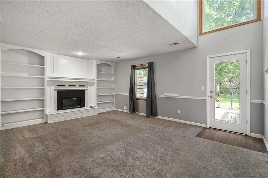 15820 W 123rd Street — photo 12
