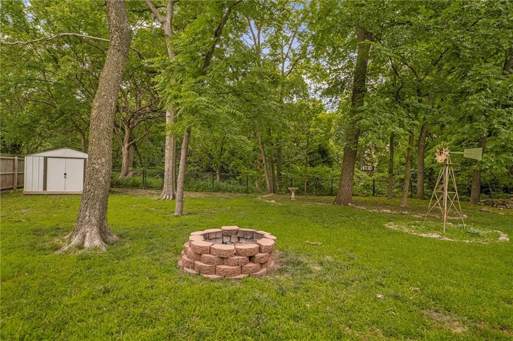 15820 W 123rd Street — photo 23