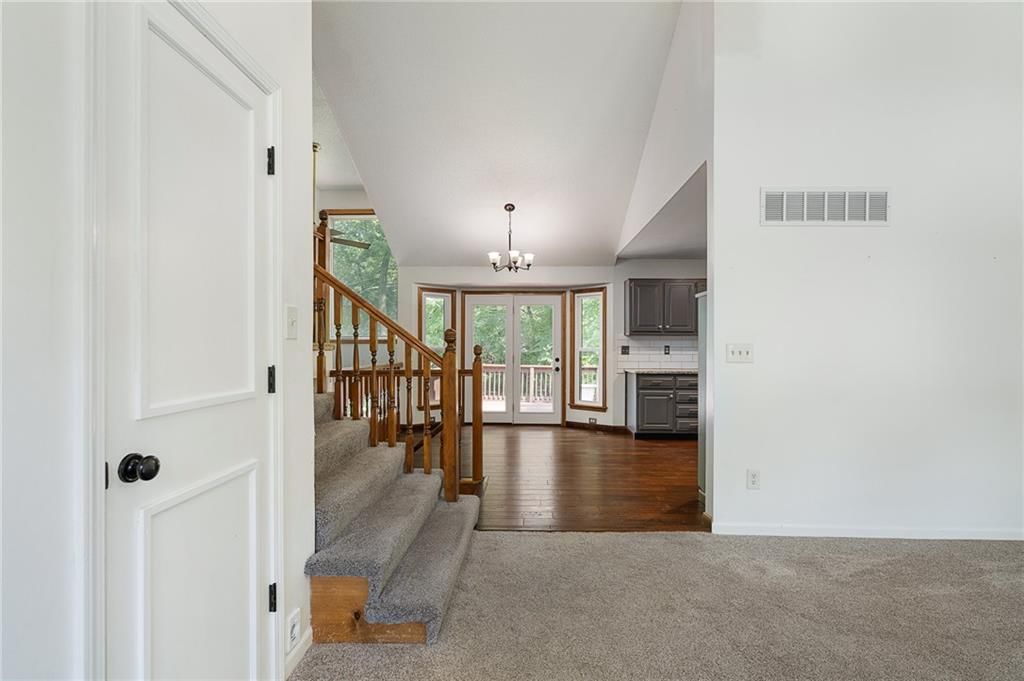15820 W 123rd Street — photo 32