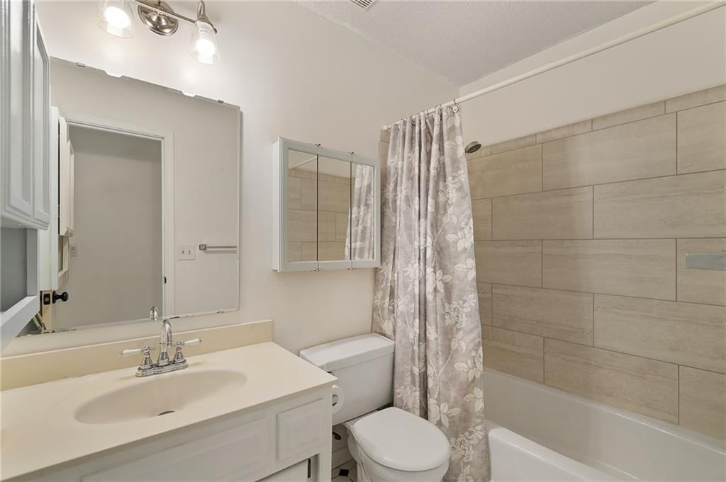 15820 W 123rd Street — photo 44