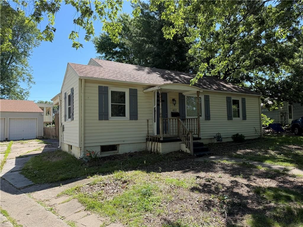 452 Fieldcrest Drive — photo 1