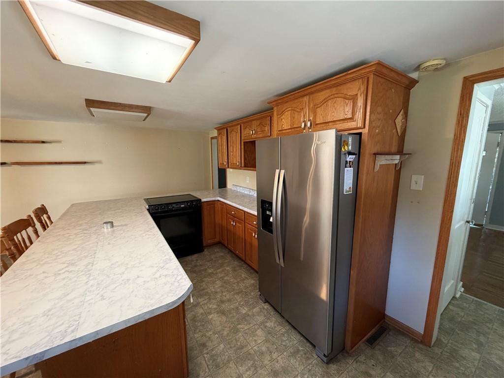 452 Fieldcrest Drive — photo 7