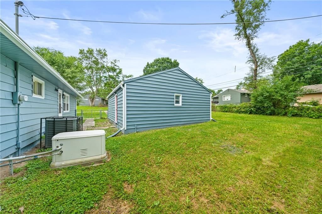 11368 Delmar Street — photo 24