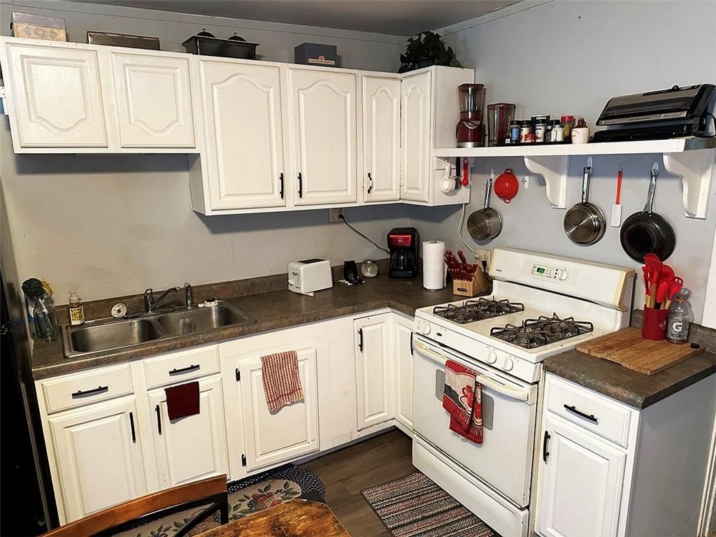 124 W 3rd Avenue — photo 15