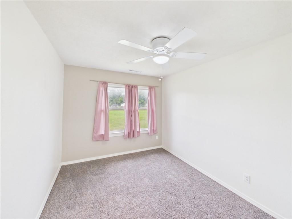 302 S McCleverty Street — photo 11