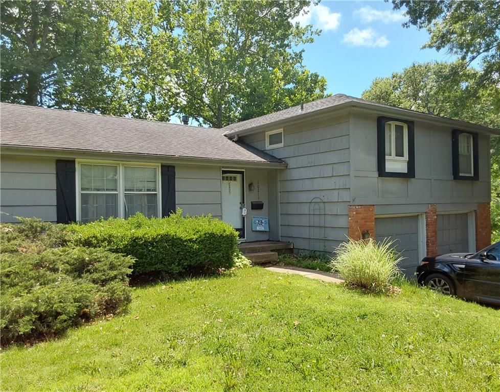 10217 W 91st Street, Overland Park, KS