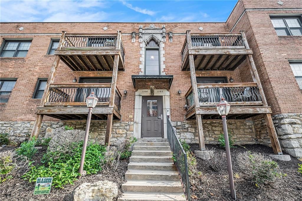 1104 W 46th Street #2, Kansas City