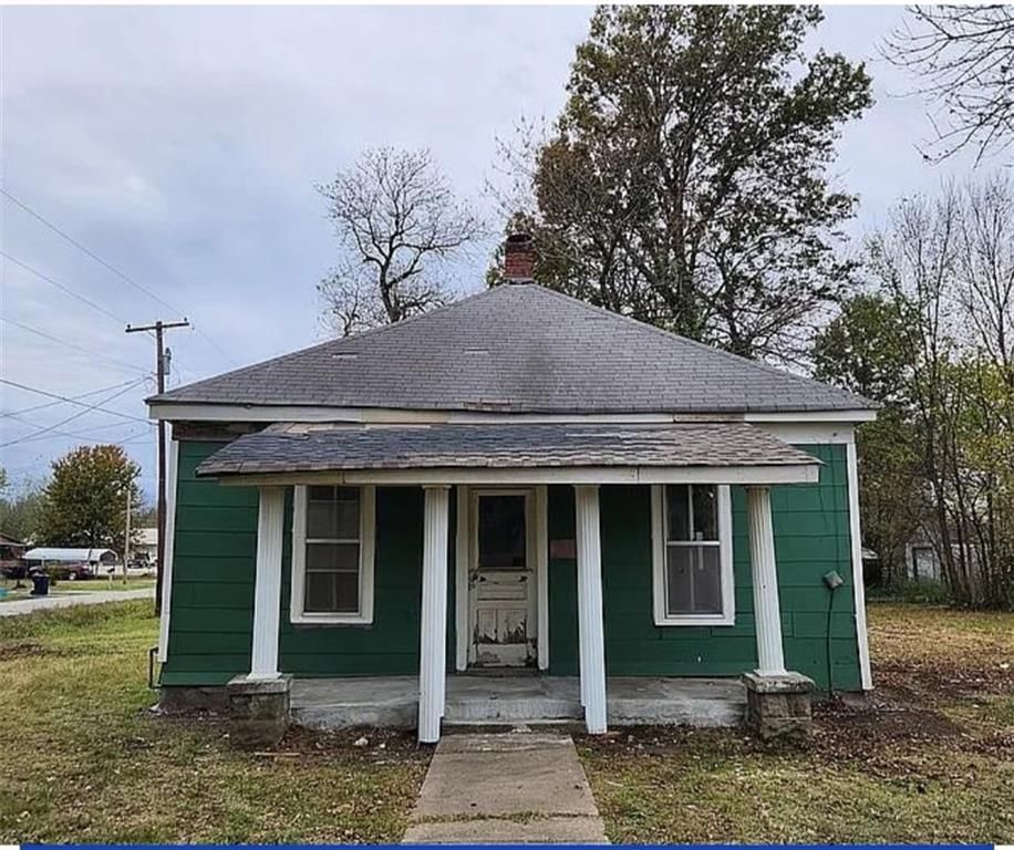 939 S Wyandotte Avenue — photo 1