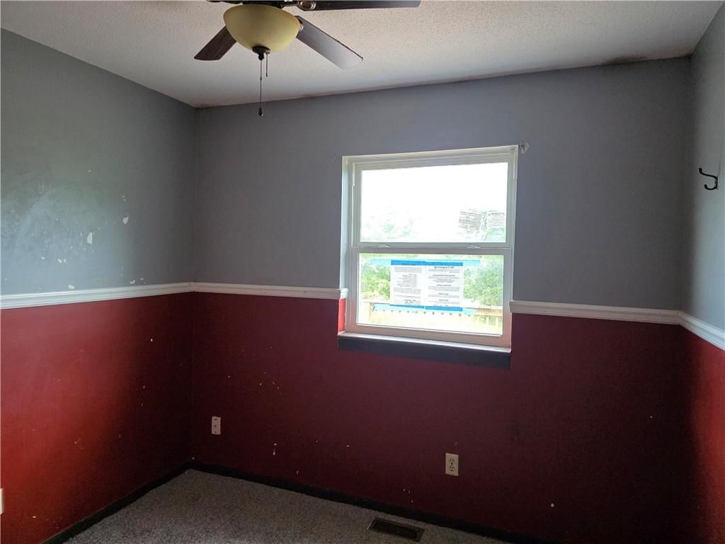 1421 S 6th Street — photo 3