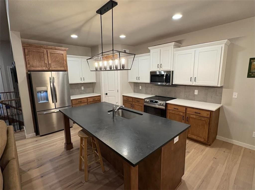 801 Colonial Drive — photo 4
