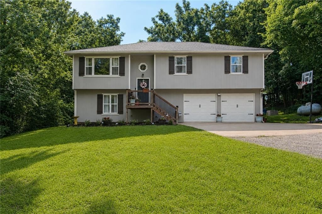 13142 158th Street, Linwood