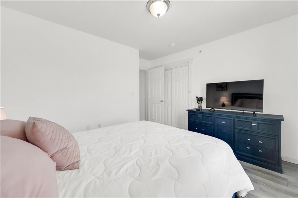 2916 Vinyards Parkway — photo 28