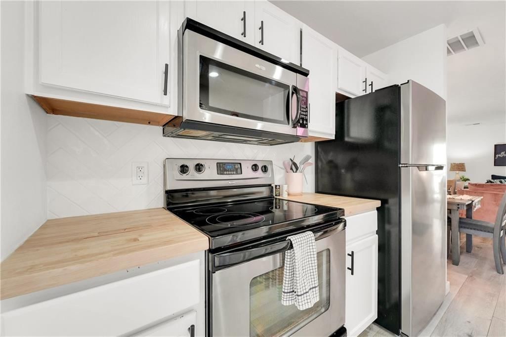 2916 Vinyards Parkway — photo 29