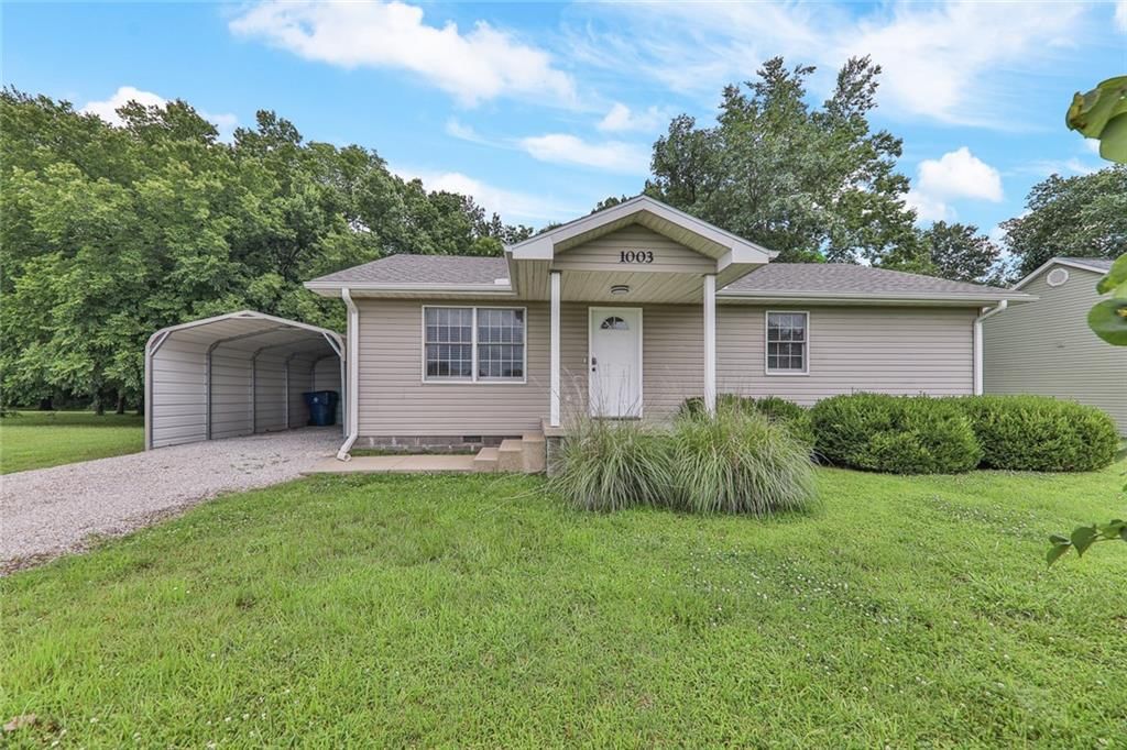 1003 S Ridgeway Street, Caney