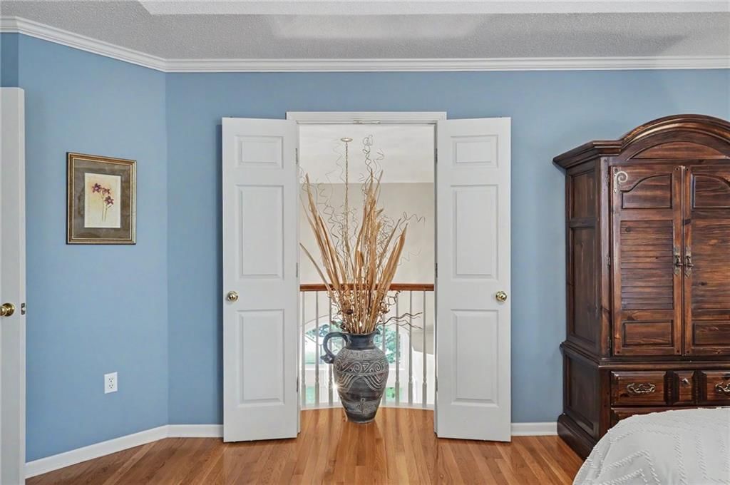 5910 W 154th Street — photo 35