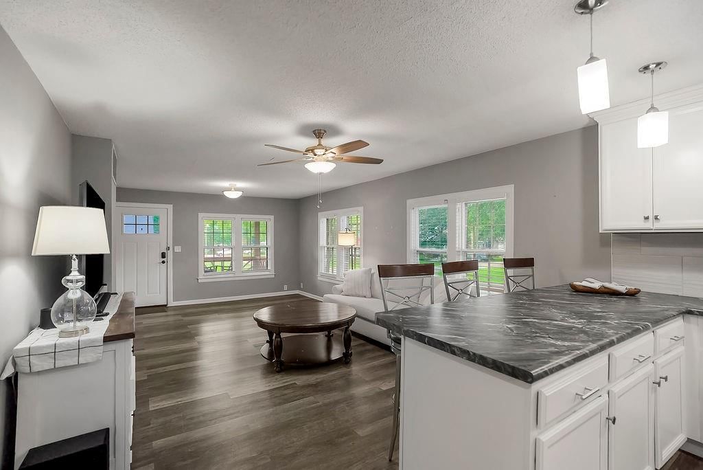601 S Peoria Street — photo 13