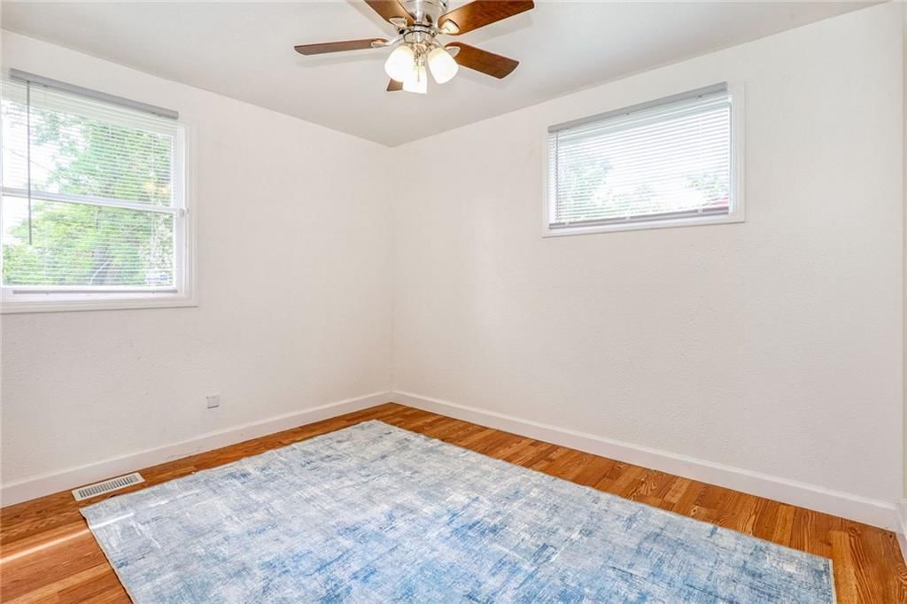 4405 Elmwood Avenue — photo 33