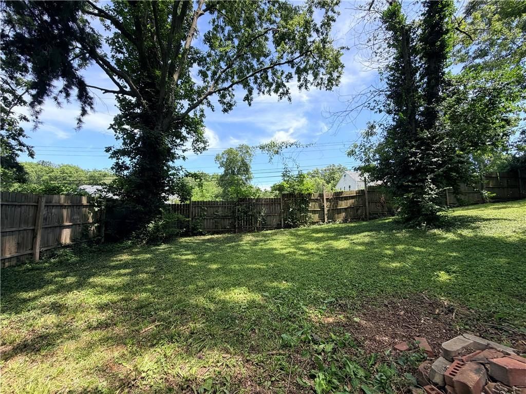 3521 N College Street — photo 47