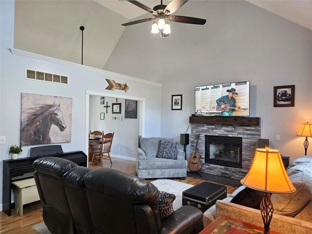1311 Kimberly Drive — photo 8